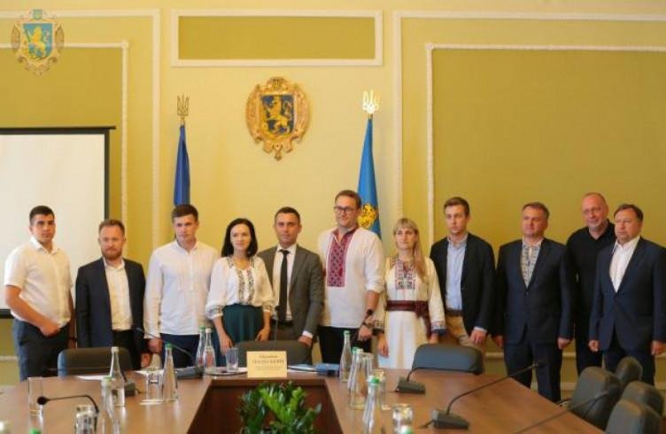 Фото: До яких комітетів потрапили нардепи від Львівщини та як голосували в перші 3 дні