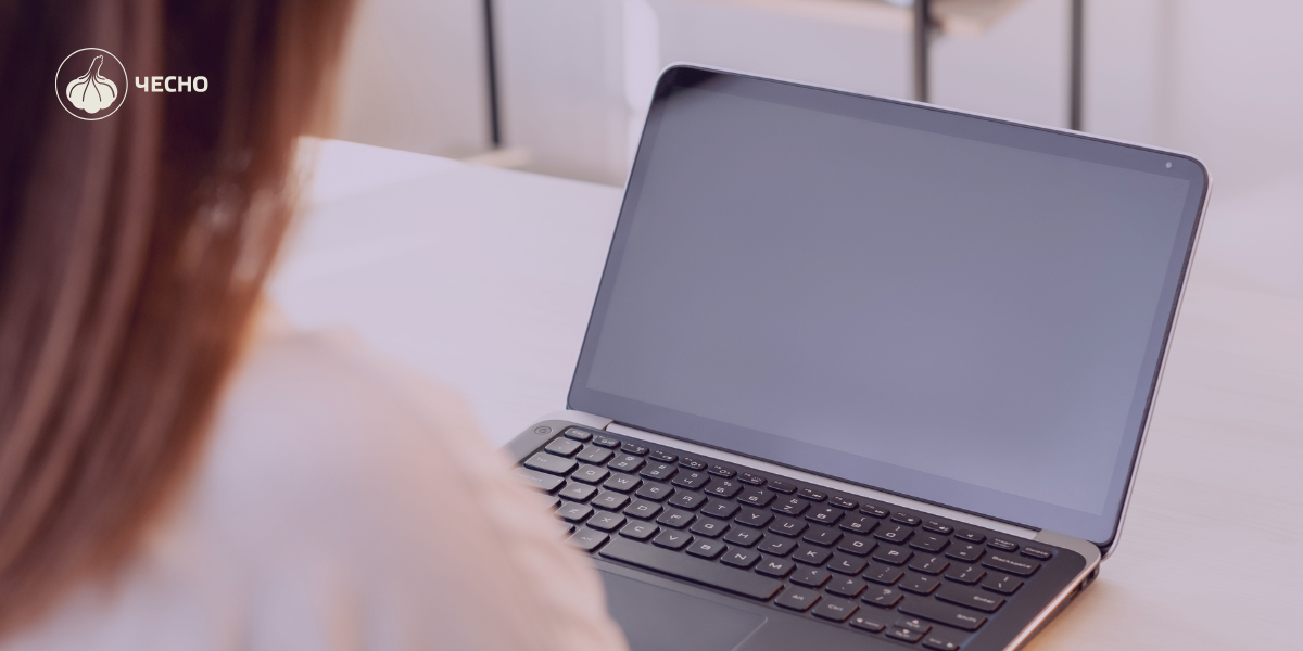 Фото: “Мертві душі” на онлайн-сесіях: які міськради ховають депутатів за чорними екранами