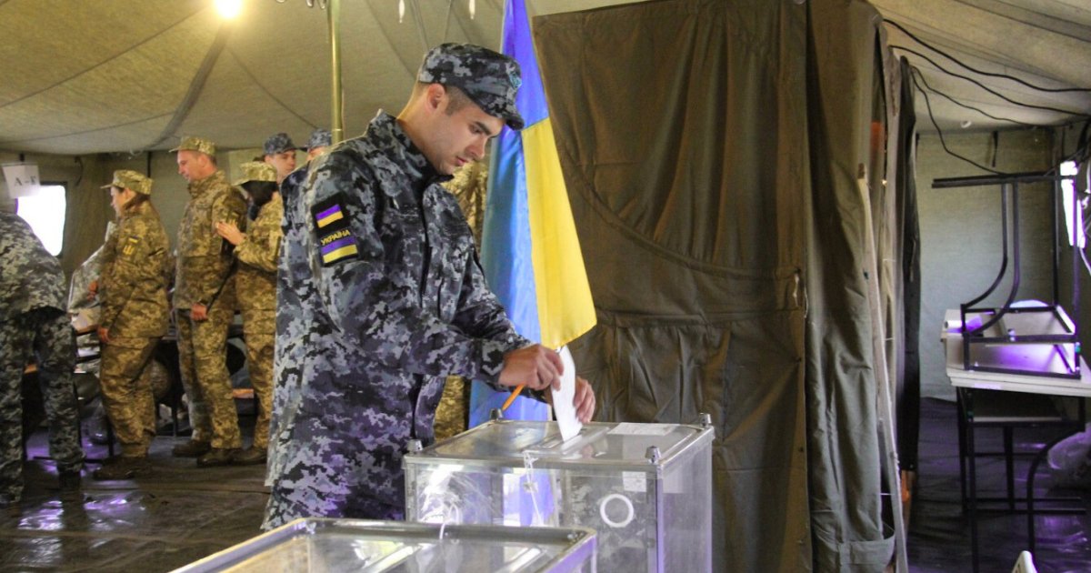 Фото: Повоєнні вибори: у Раді визначають правила для голосування та участі військових