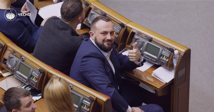 Нардеп Гривко назвав народження трьох дітей “обов'язком” кожної сім'ї